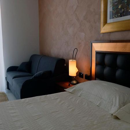 Villa Floyd Charming Rooms B&B ปาคีโน ภายนอก รูปภาพ