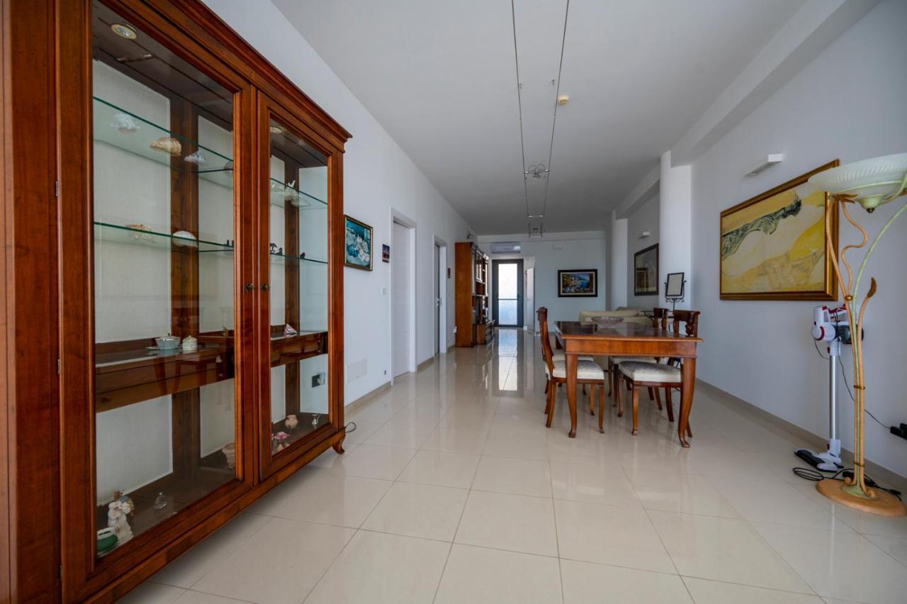 Villa Floyd Charming Rooms B&B ปาคีโน ภายนอก รูปภาพ